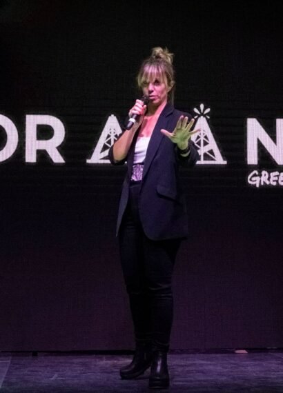 Natalia Machain, directora de Greenpeace Andino, experta en derecho y gestión ambiental.