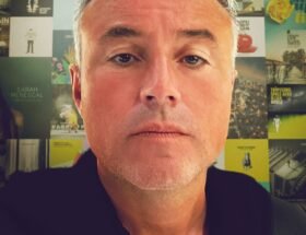 Retrato de Federico Scialabba, CEO de Music Brokers, empresario argentino especializado en modelos de negocio para la industria musical.
