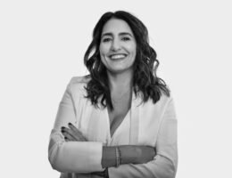 Verónica Cheja, CEO de Urban Grupo de Comunicación, durante una presentación en Buenos Aires.