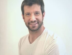 Gabriel Marcolongo, fundador de Incluyeme.com, durante una conferencia sobre inclusión laboral