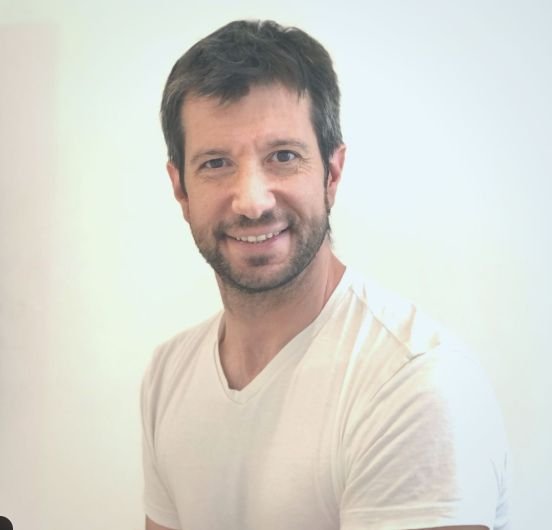 Gabriel Marcolongo, fundador de Incluyeme.com, durante una conferencia sobre inclusión laboral