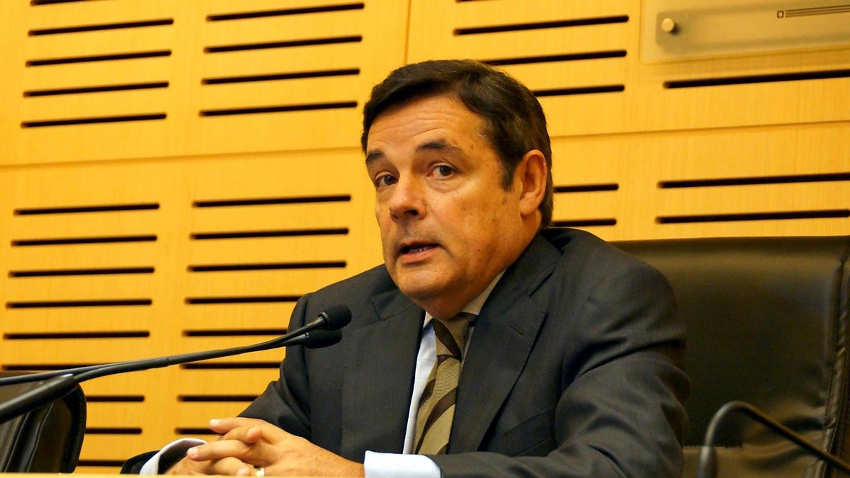 Carlos Eduardo Rovira